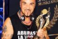 DJ ANICETO RICEVE IL “PREMIO MARCHE” DEL SANREMO MUSIC AWARDS: LA MUSICA COME STRUMENTO DI CULTURA E IMPEGNO SOCIALE.